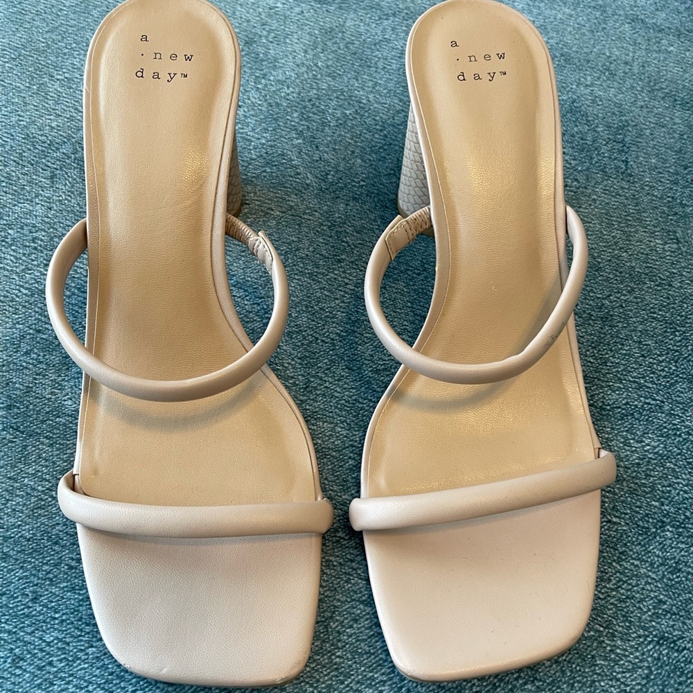 A New Day Women’s Cris 2 Strap Slip On Mule Heels Size 9 Nude